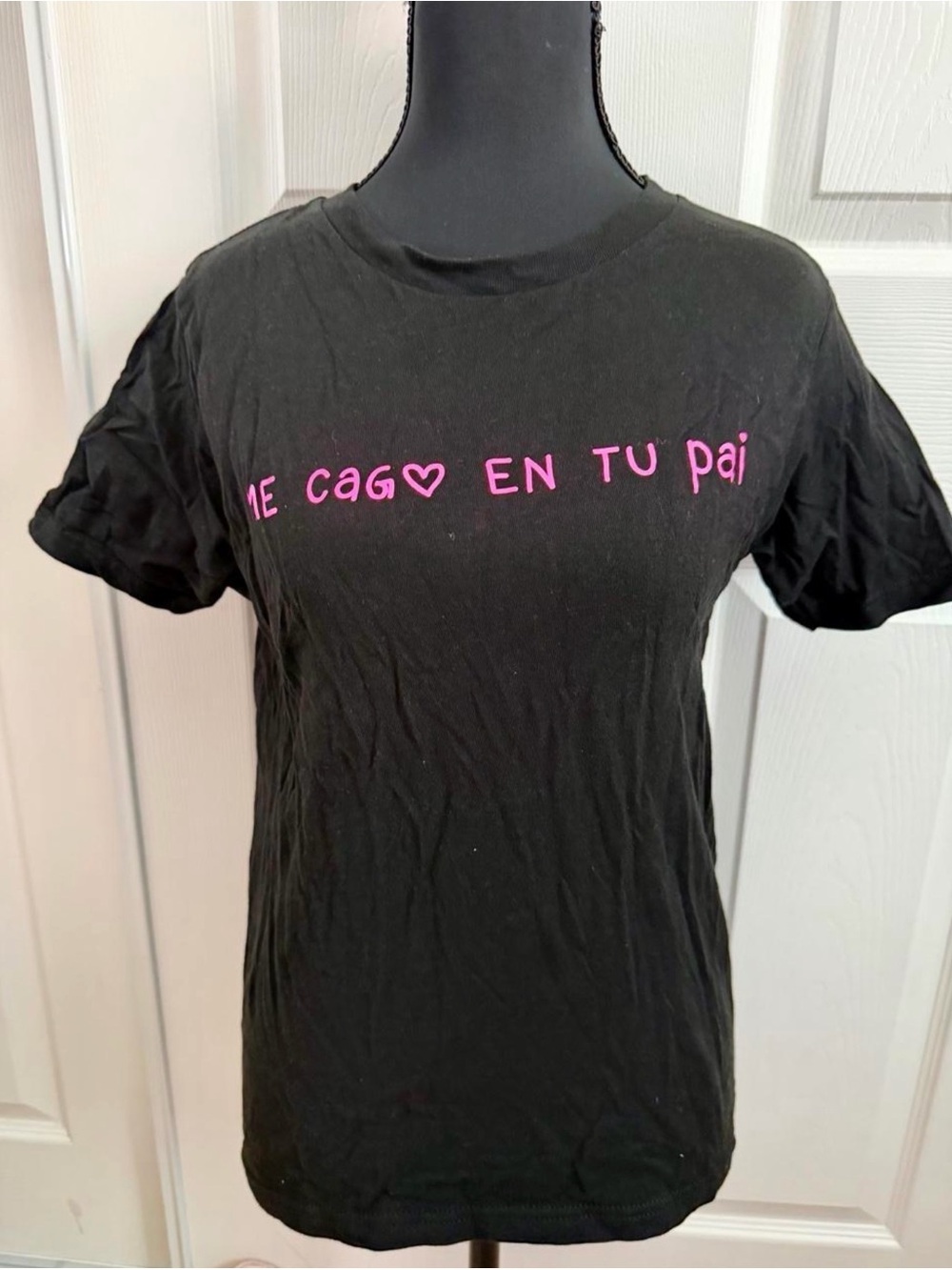 “me cago en tu pai" graphic tee